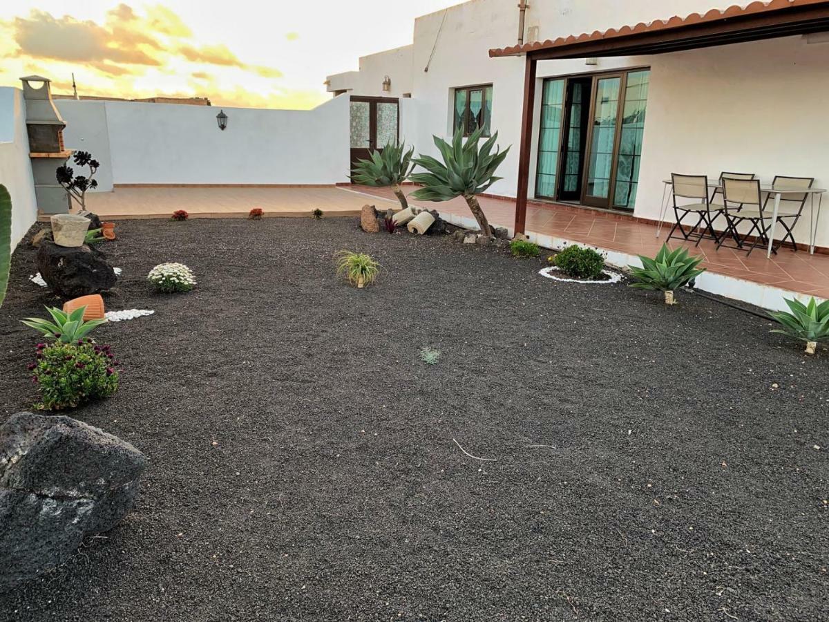 Casa El Gallo Teguise  Extérieur photo
